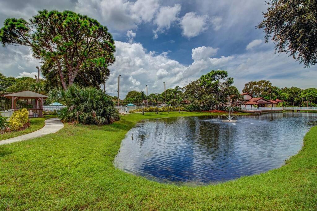 Apartmán Minutes To Anna Maria Island Bradenton Exteriér fotografie